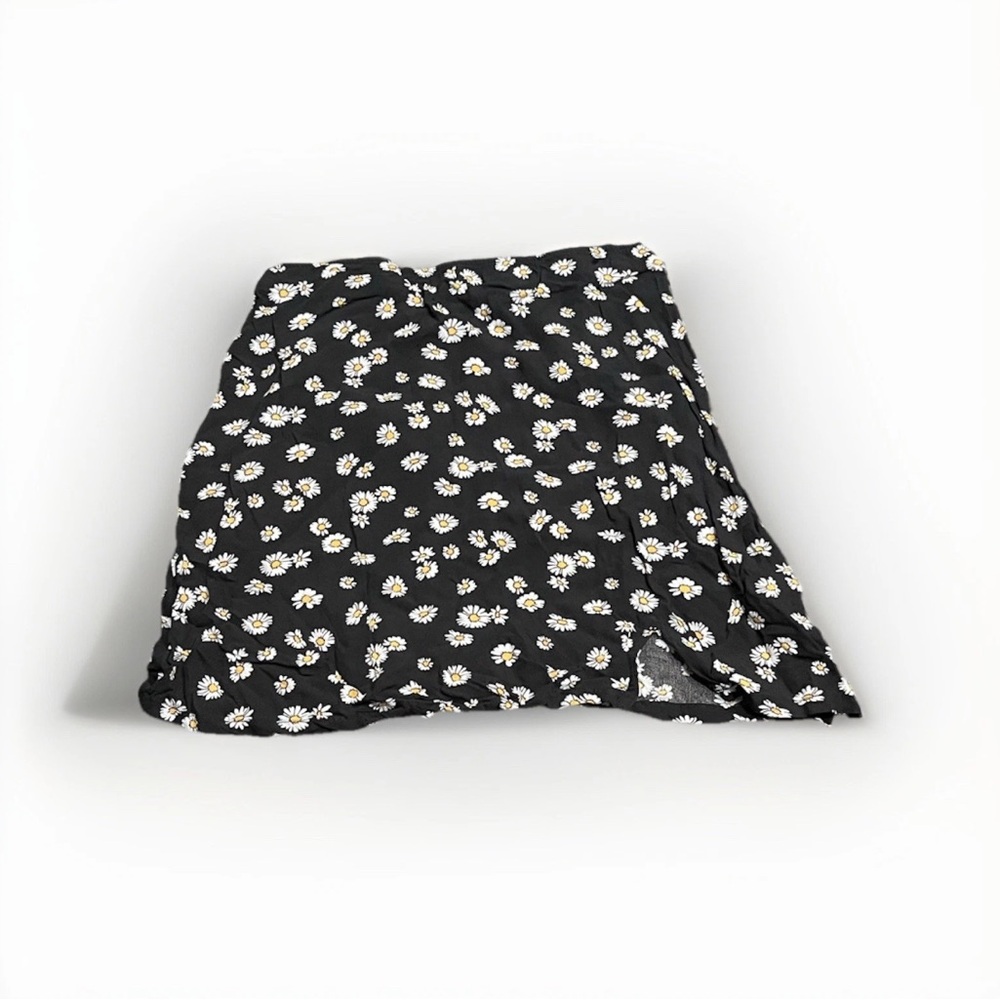Hollister Black Skirt with Daisy Print